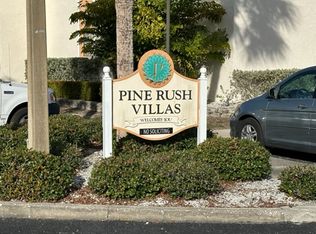 511 99th Ave N APT 203, Saint Petersburg, FL 33702