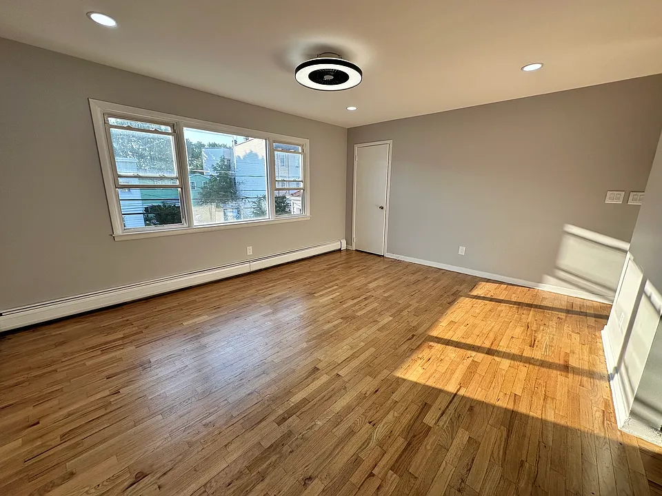 140 Prospect Ave #2