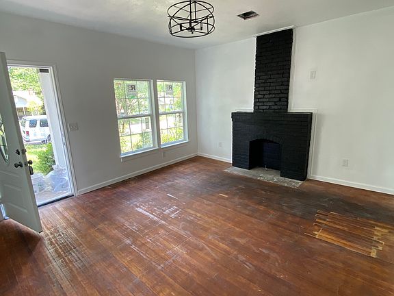 2nd image of 1612 Live Oak Ave #B