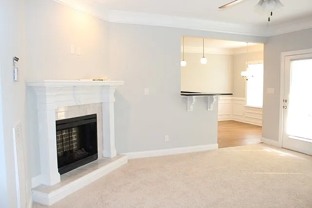 831 Erika Ln — Photo 5