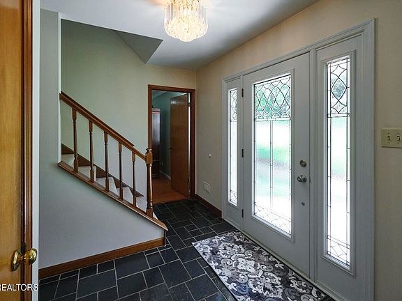 5th image of 8117 NW Bennington Dr