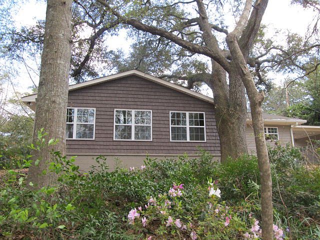 1st image of 292 Creekside Dr