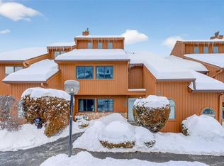 202 Falcon Court, Poughkeepsie, NY 12603