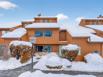 202 Falcon Court, Poughkeepsie, NY, 12603