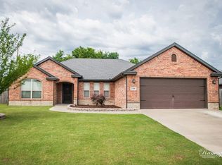 2106 SE 18th St, Bentonville, AR 72712