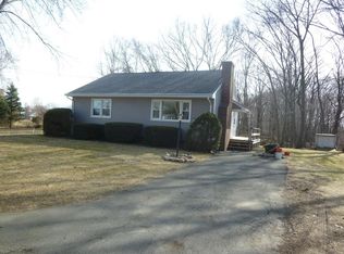 23 Sunset Ave, Hatfield, MA 01038