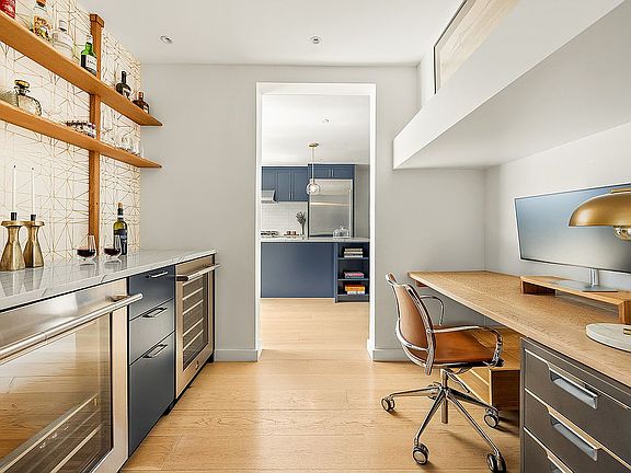 5th image of 502 President St