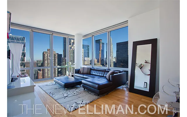 Rented by Douglas Elliman | media 14