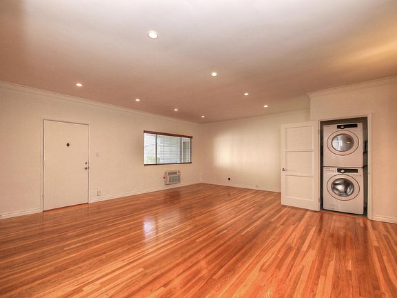 3rd image of 1235 N Crescent Heights Blvd APT 5