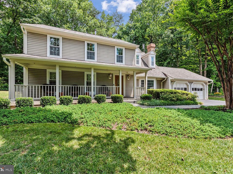 1st image of 7103 Park Point Ct