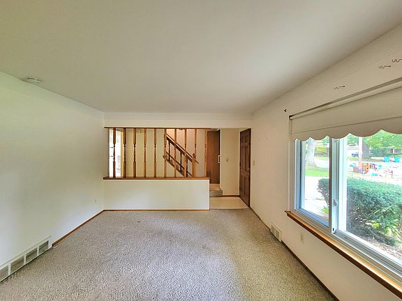2nd image of 4442 Brown Dr
