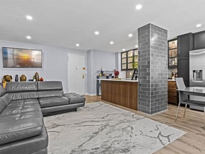 2944 W 5th St APT 15E, Brooklyn, NY, 11224