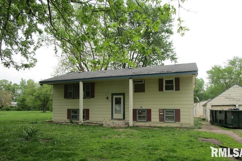 1st image of 425 163rd St N