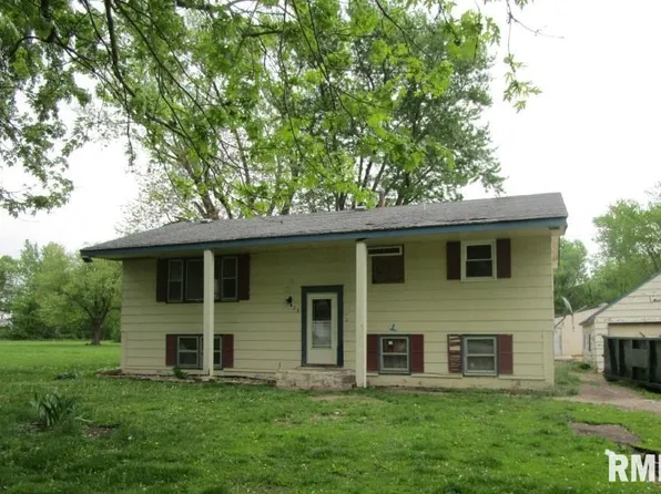 425 163rd St N, East Moline, IL 61244