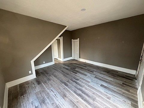 1st image of 315 N Pennsylvania Ave APT 1