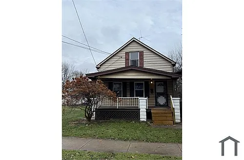 3819 E 54th St Photo 1