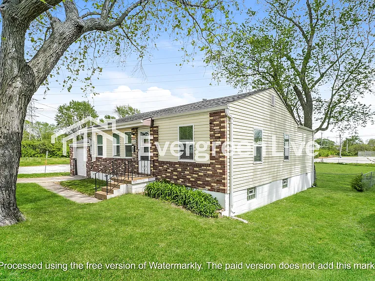 1190 Patterson Rd — Photo 2