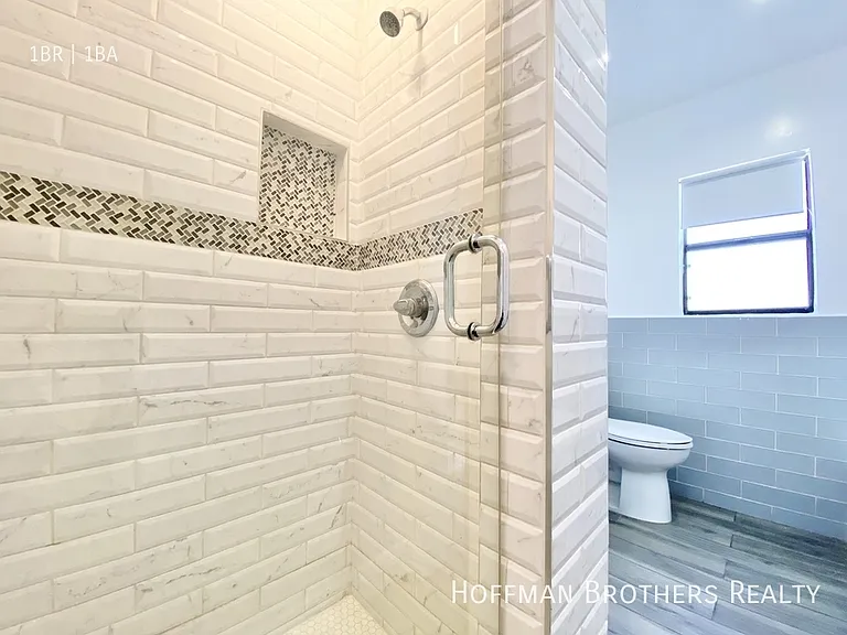 1830 S Cloverdale Ave #4 — Photo 11