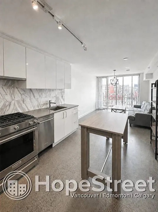 Studio, 492 sqft, $1,950 — Photo 2