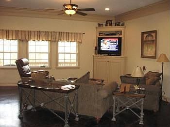 5th image of 12 Westbrook Dr