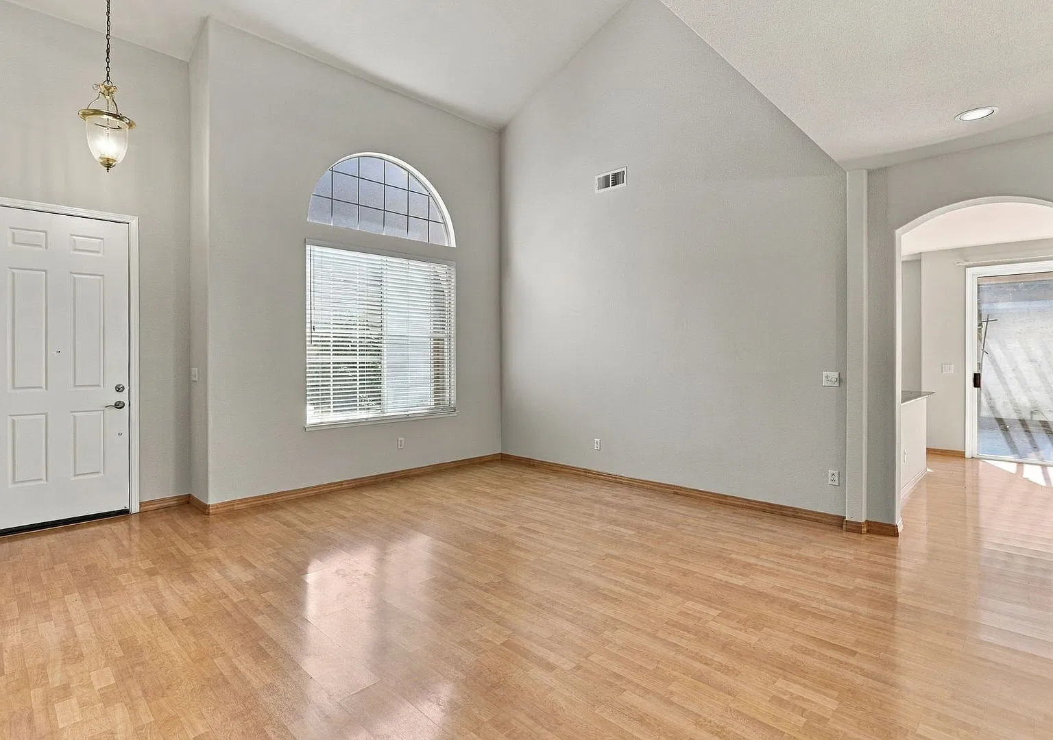 Exceptional 4 Bedroom House Steps from Santana Row — Photo 4