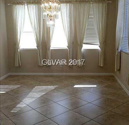 4th image of 1656 Warrenville St #0