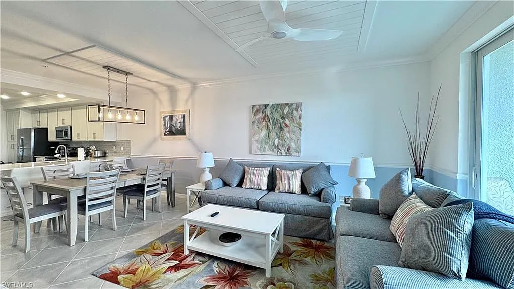 Building Photo - 15275 Green Acres Ave #335