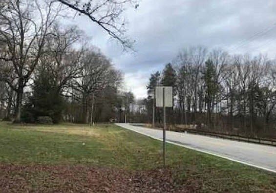 2nd image of 918 State Highway 150 W