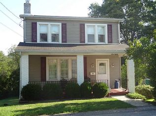 980 Anthony Wayne Dr, Baden, PA