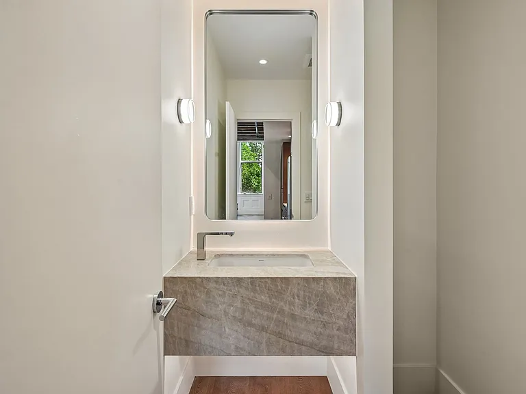 225 E Bayaud Ave — Photo 28
