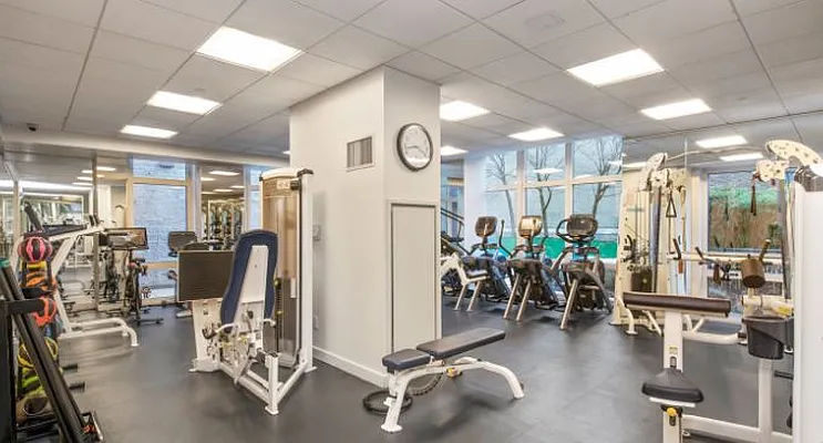 Rented by 212 Consulting Corp | media 19