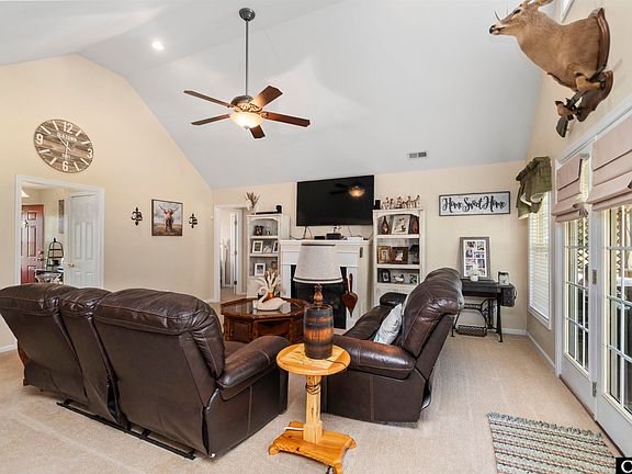 3rd image of 871 E Ridge Rd Lot 0