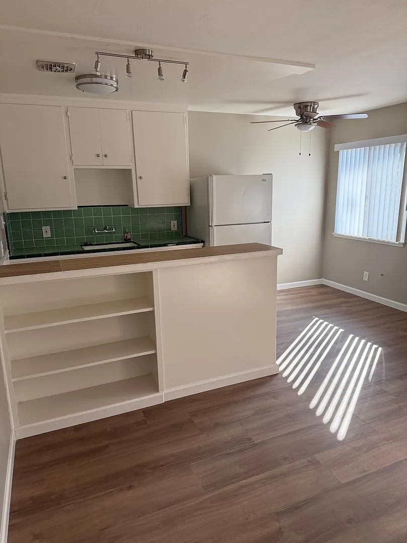 Chalet Apartments — Photo 1