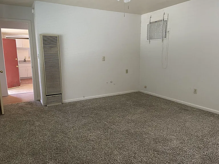 741 S Allen St — Photo 5