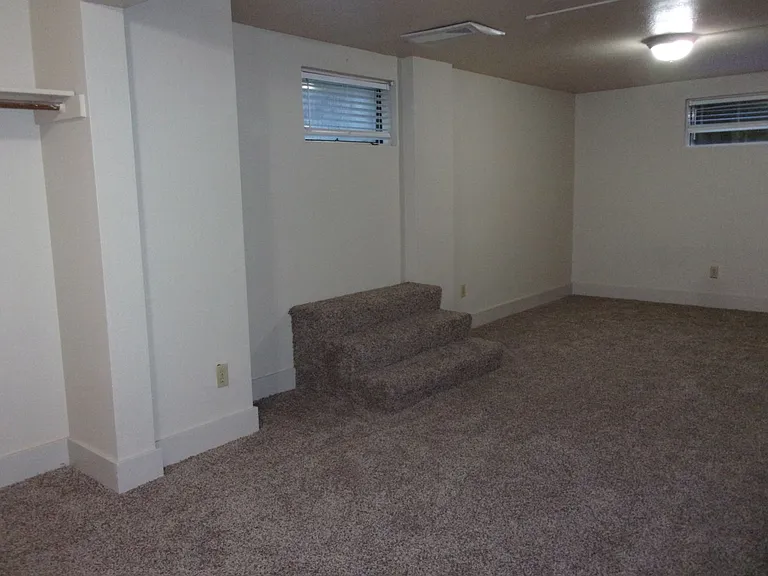 096 - Old Pi Phi House - 3002 NW Harrison Blvd. Corvallis, OR 97330 — Photo 7