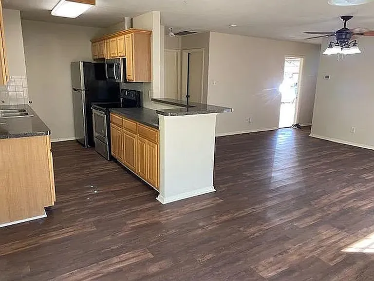 516 Tenison Ln — Photo 15
