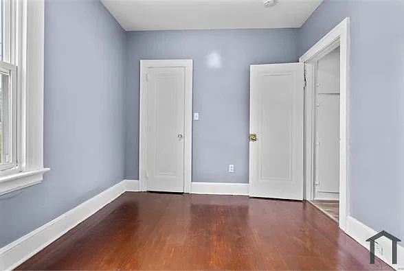 4 bed, 1316 sqft, $2,000 — Photo 1