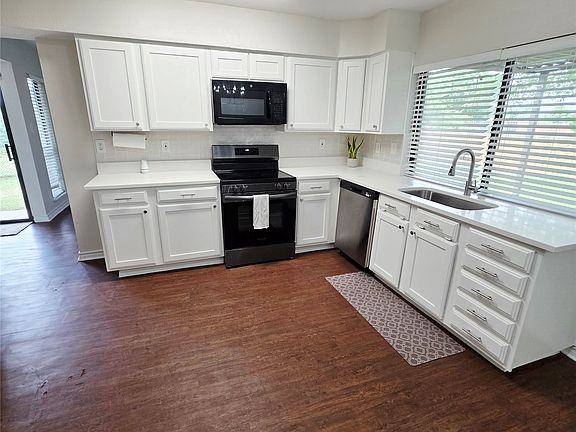 5th image of 6101 Greenlawn St