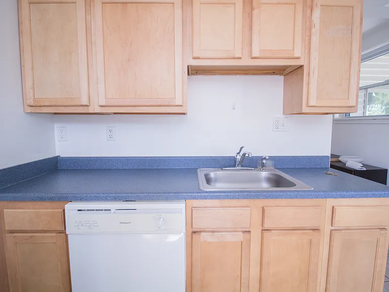 3891 Bigelow Blvd #4 — Photo 2