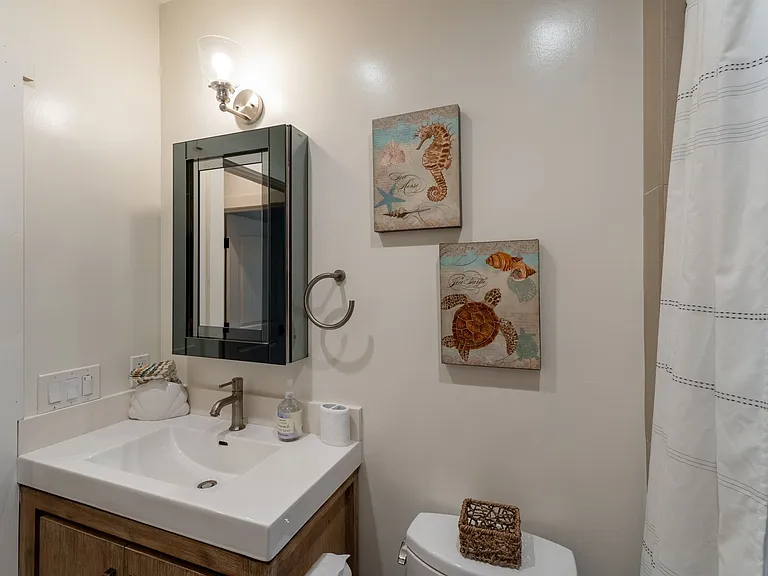 610 Forest Ave — Photo 26