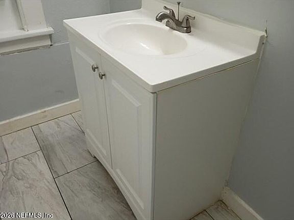 4th image of 3329 SILVER Street