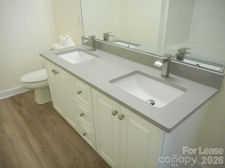 1128 Steele Meadows Dr — Photo 15