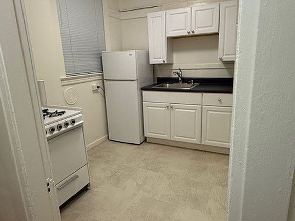 2nd image of 1040 Mason St APT 102