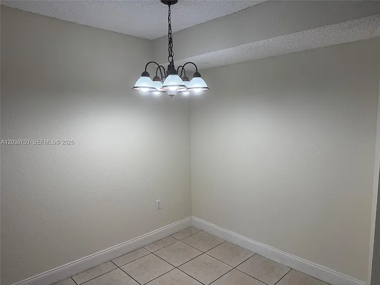 4235 N University Dr #202 — Photo 14