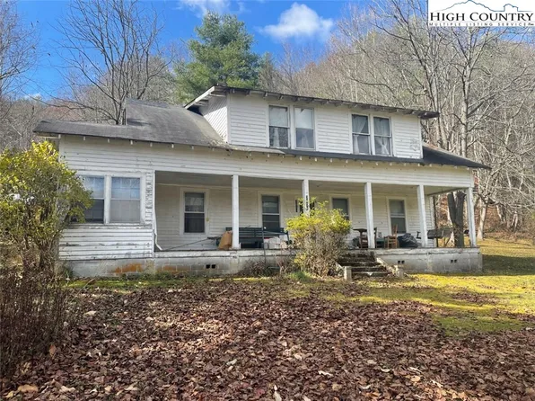 2071 Broadstone Road, Banner Elk, NC 28604