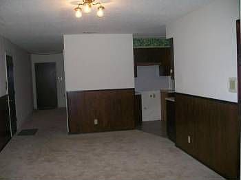4th image of 805 Floradale Dr