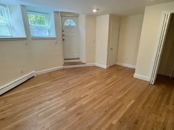 17 Fairbanks St, Brookline, MA