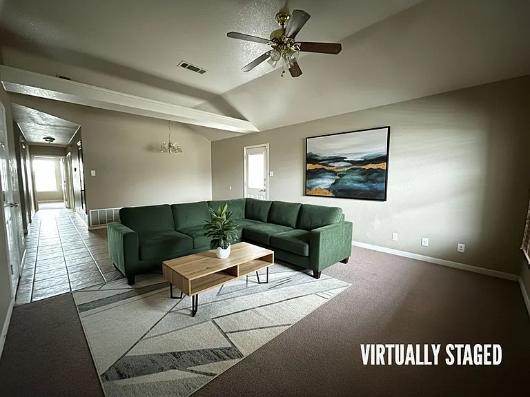4702 John David Dr — Photo 3