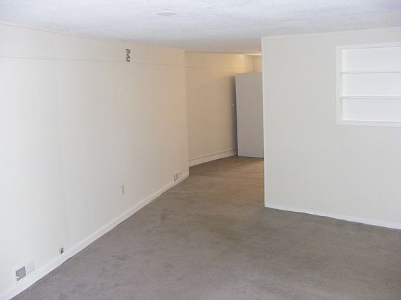 4th image of 115 N Park St #2