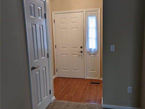 3rd image of 1162 Bay Harbour Cir